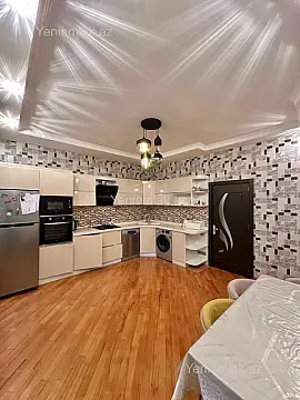 Satılır 3 otaqlı yeni tikili 140 m²