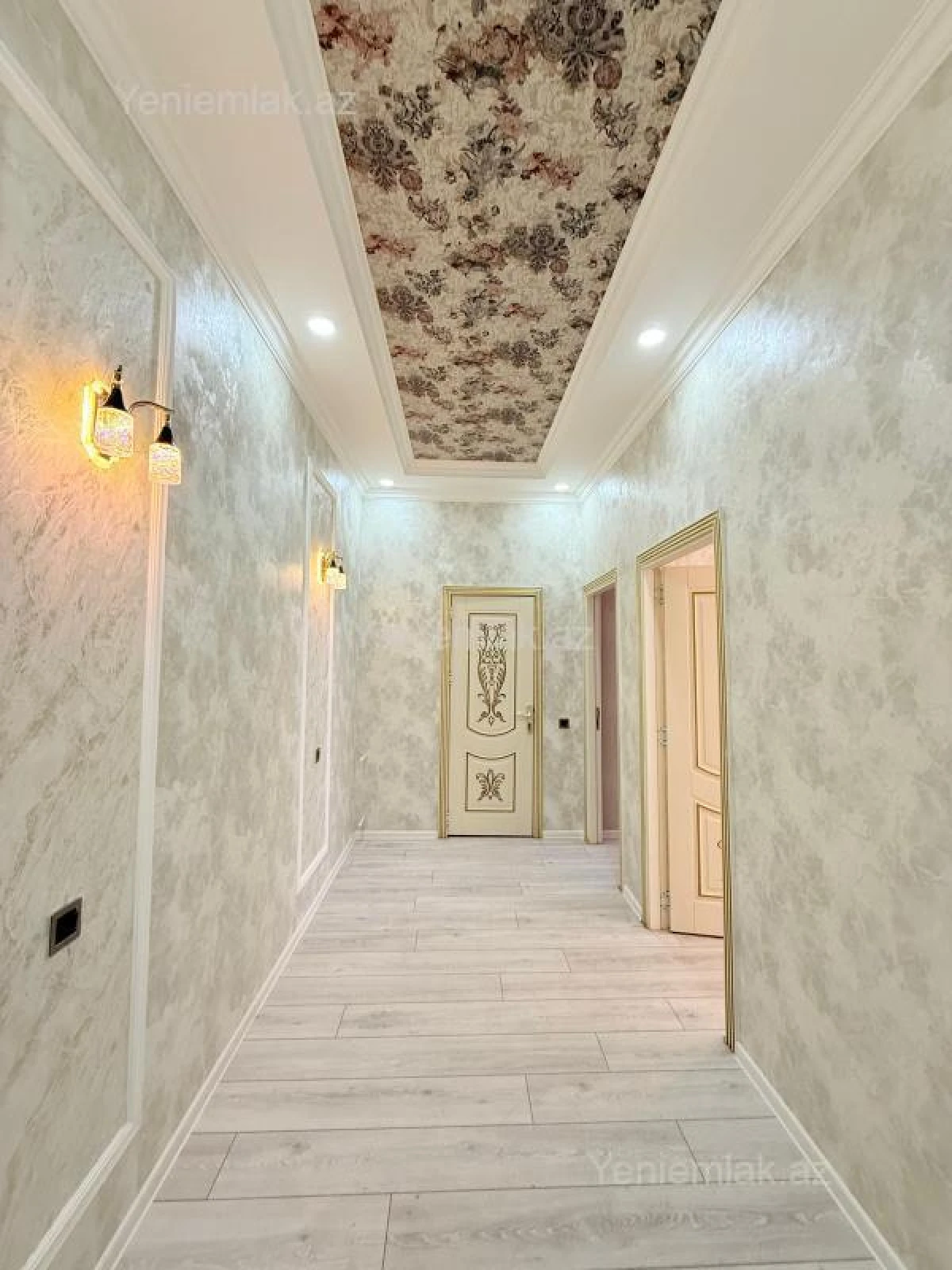 Satılır 2 otaqlı yeni tikili 65 m²