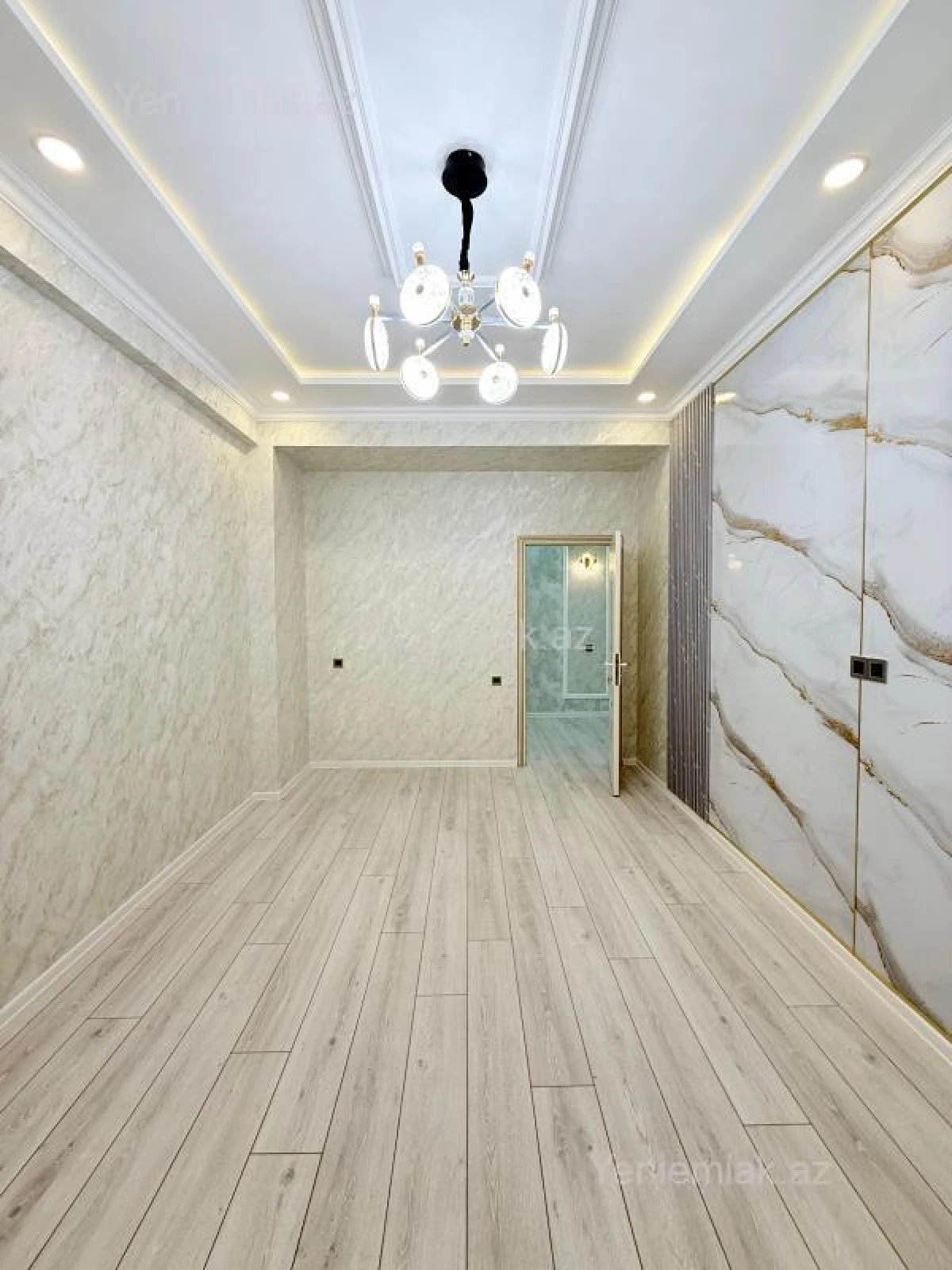 Satılır 2 otaqlı yeni tikili 65 m²