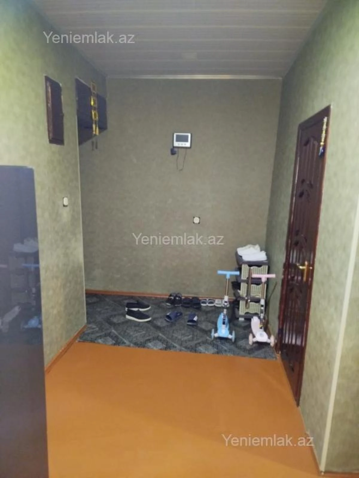 Satılır 3 otaqlı köhnə tikili 100 m²