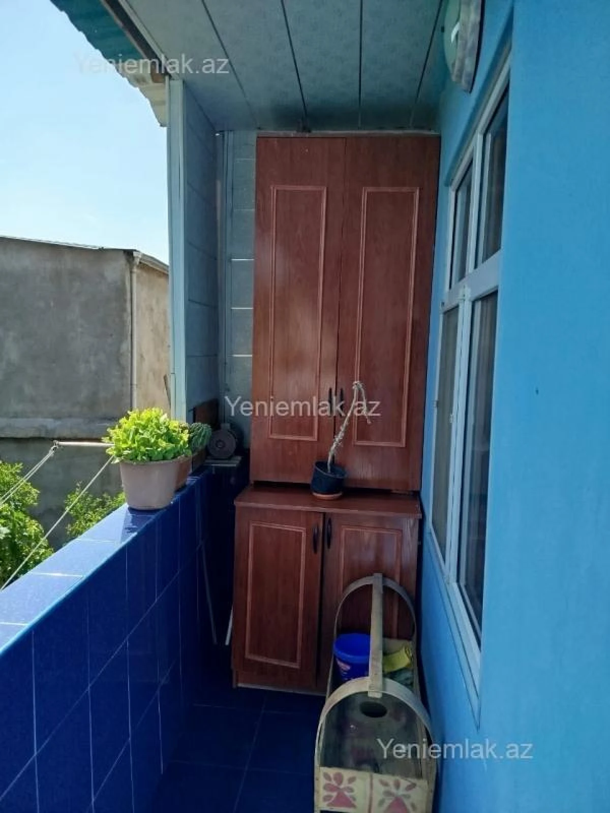 Satılır 3 otaqlı köhnə tikili 100 m²