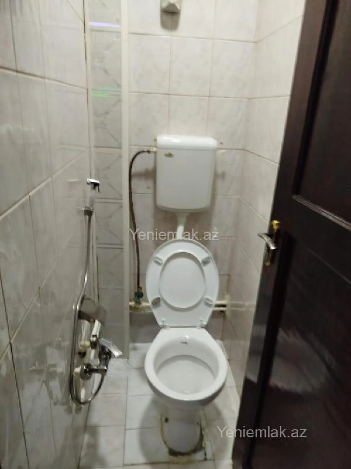 Satılır 3 otaqlı köhnə tikili 100 m²