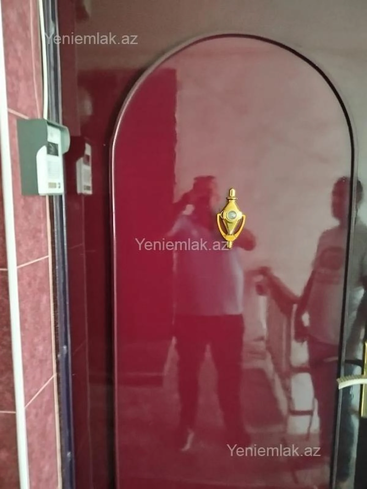 Satılır 3 otaqlı köhnə tikili 100 m²