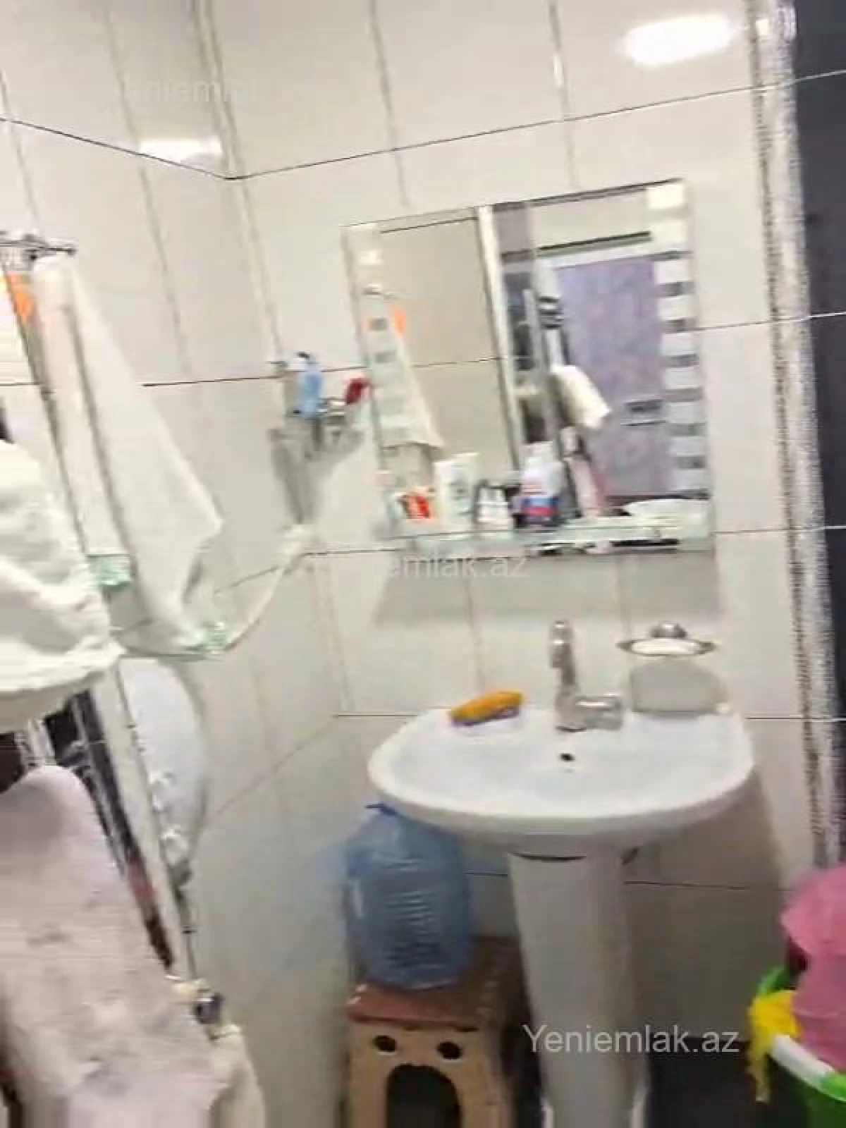 Satılır 2 otaqlı köhnə tikili 37 m²