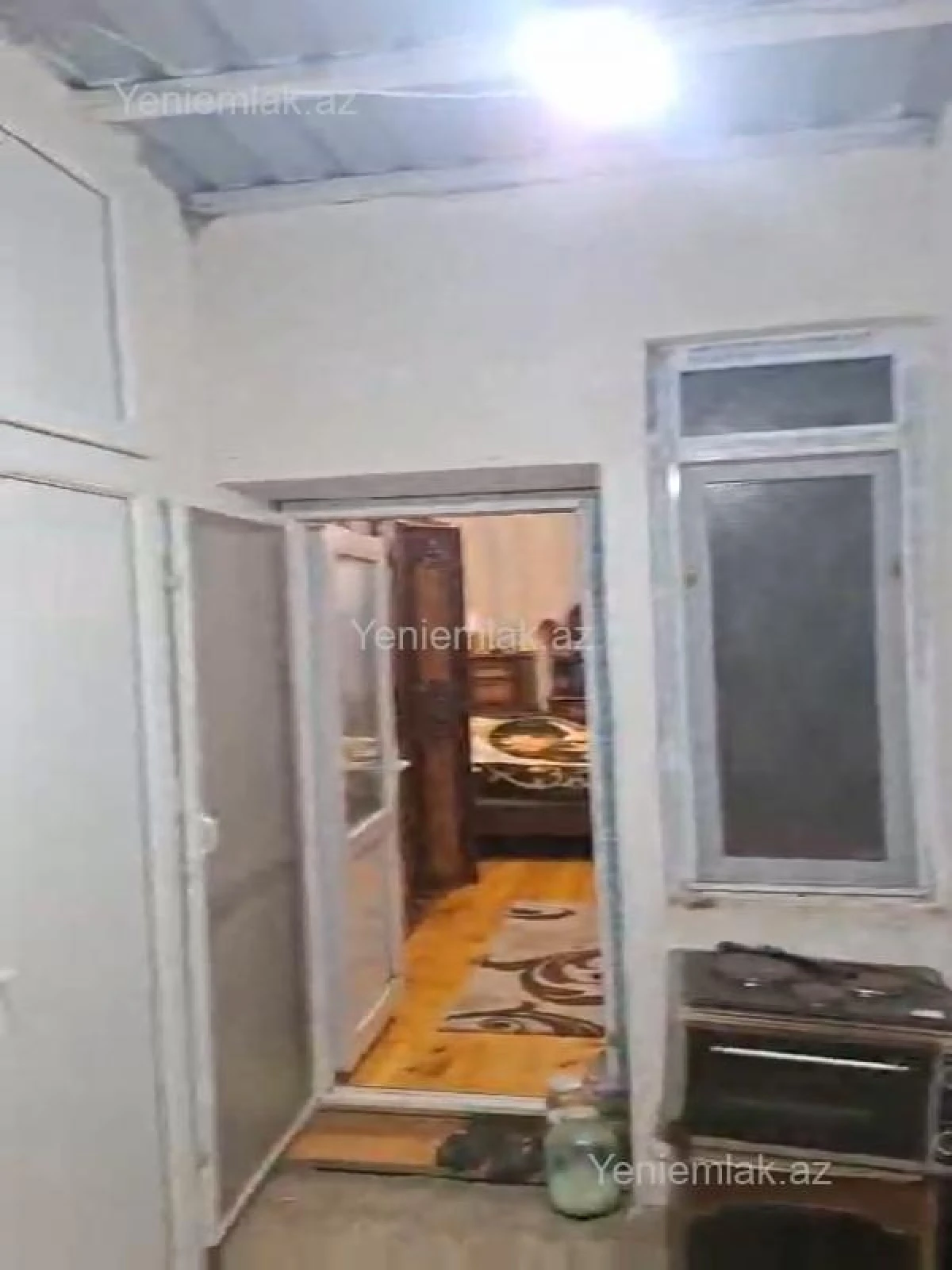 Satılır 2 otaqlı köhnə tikili 37 m²