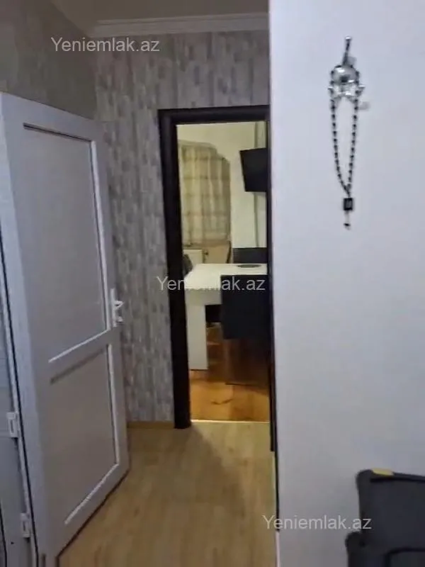 Satılır 2 otaqlı köhnə tikili 37 m²