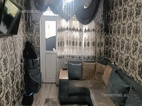 Satılır 4 otaqlı köhnə tikili 72 m²