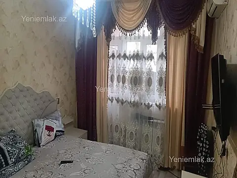 Satılır 4 otaqlı köhnə tikili 72 m²