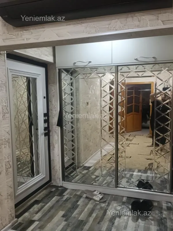 Satılır 4 otaqlı köhnə tikili 72 m²