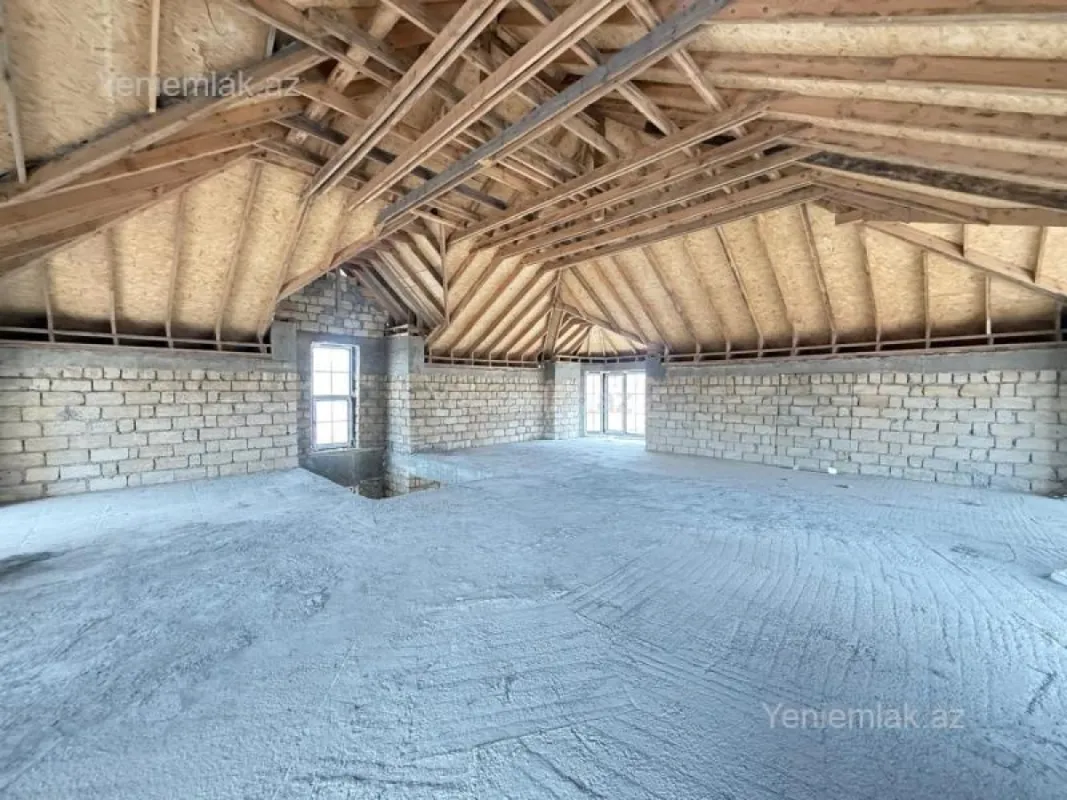 Satılır 9 otaqlı həyət evi 460 m²