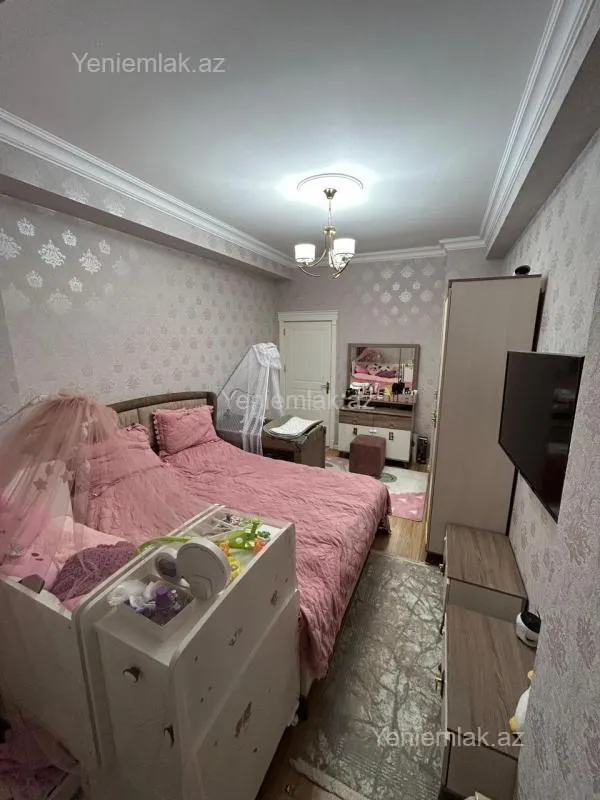 Satılır 2 otaqlı yeni tikili 80 m²