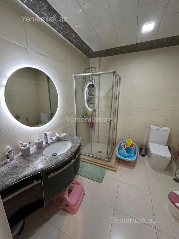 Satılır 2 otaqlı yeni tikili 80 m²