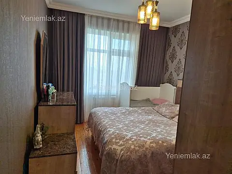 Satılır 2 otaqlı köhnə tikili 55 m²