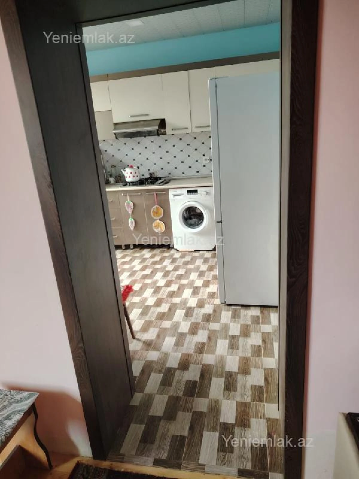 Satılır 6 otaqlı həyət evi 200 m²