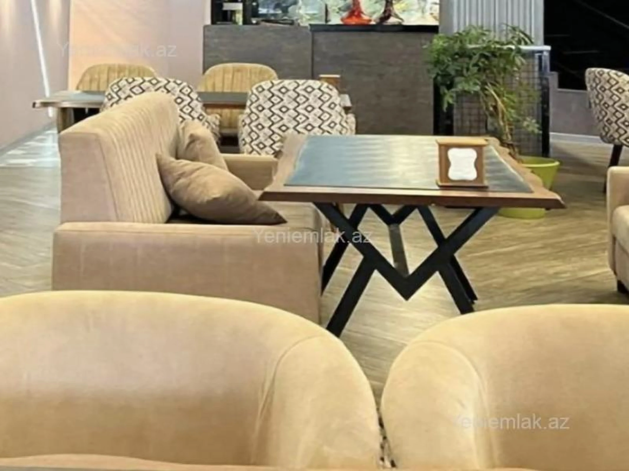 Satılır 1 otaqlı obyekt 114 m²