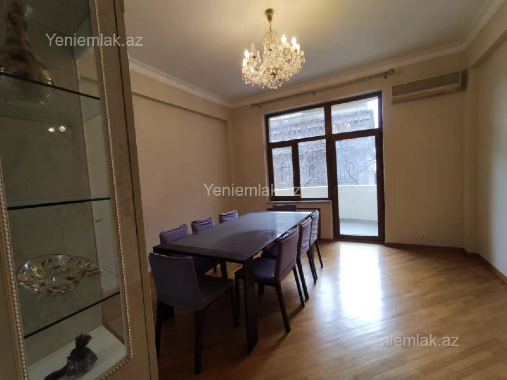 Satılır 4 otaqlı yeni tikili 155 m²