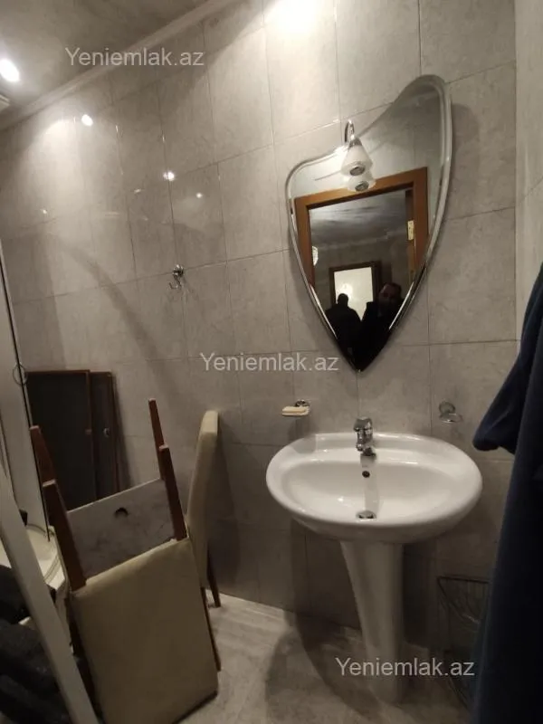 Satılır 4 otaqlı yeni tikili 155 m²