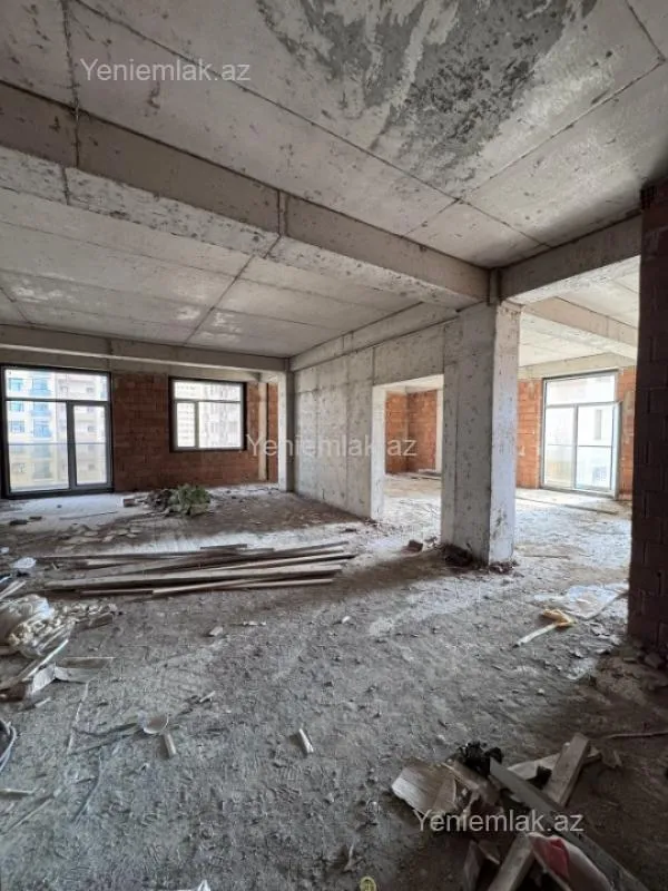 Satılır 4 otaqlı yeni tikili 144 m²