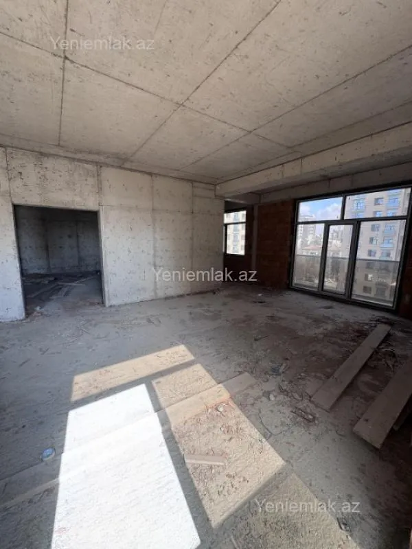 Satılır 4 otaqlı yeni tikili 144 m²