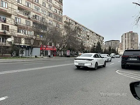 Satılır 2 otaqlı köhnə tikili 40 m²