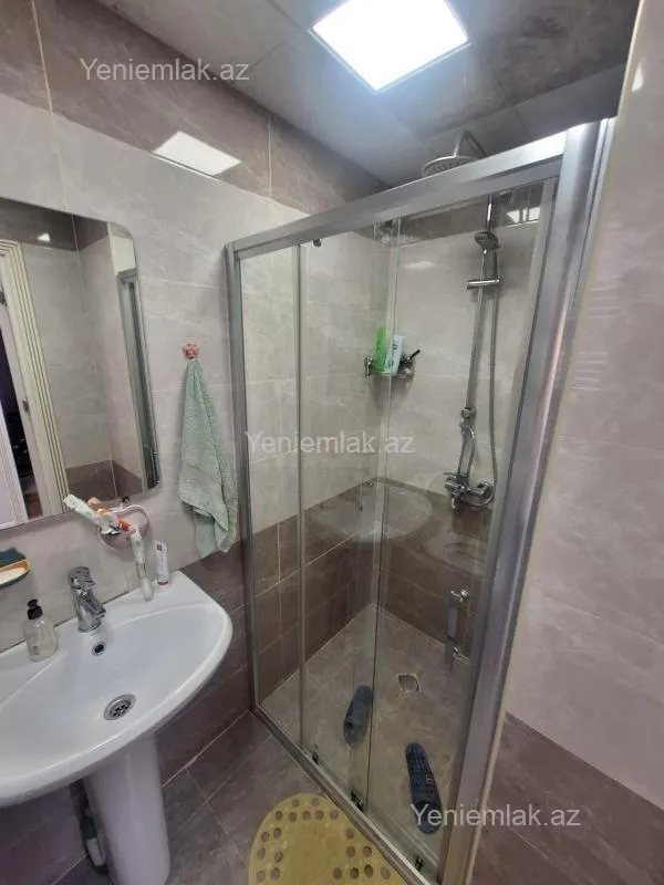 Satılır 2 otaqlı yeni tikili 55 m²