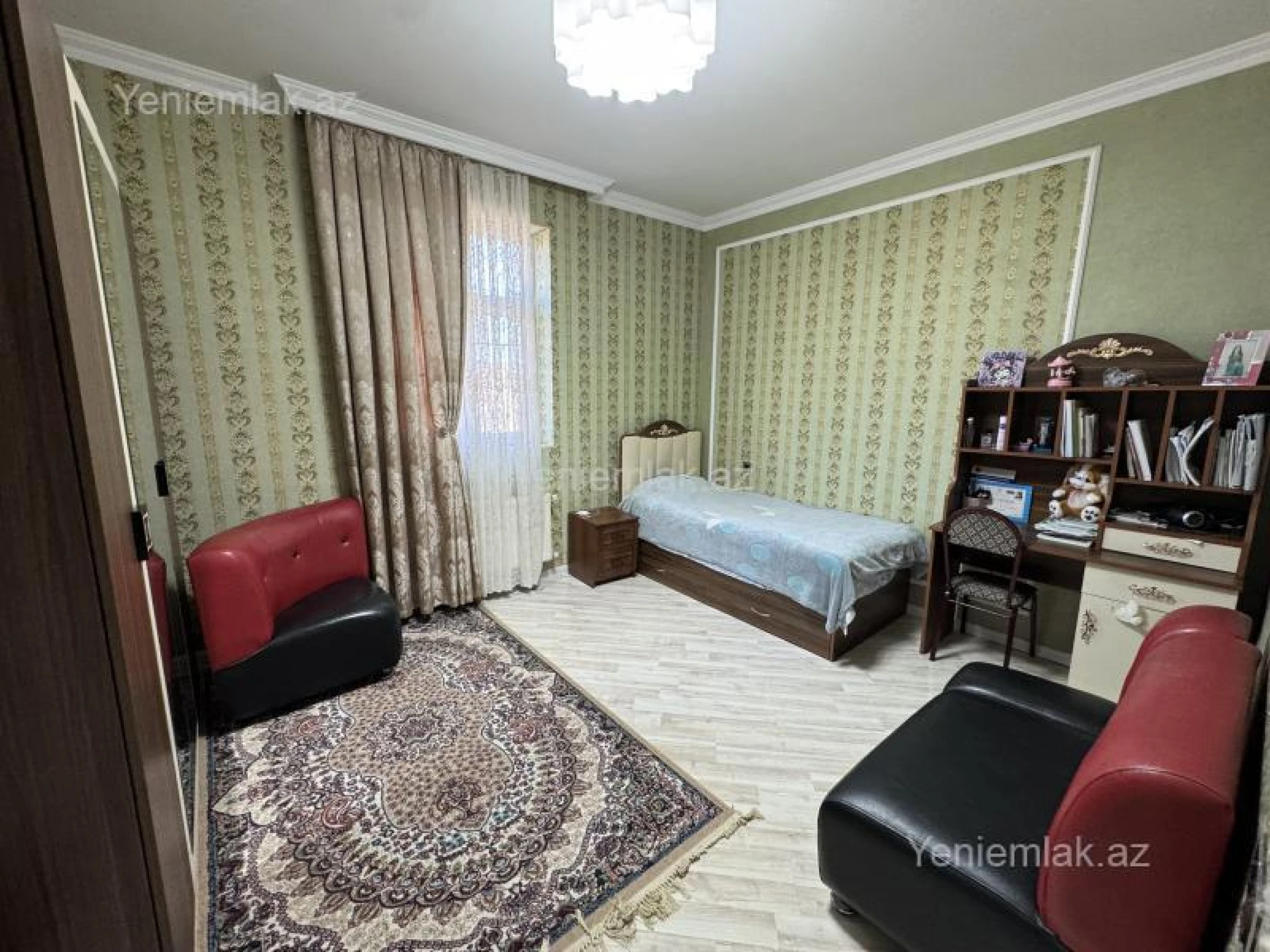 Satılır 5 otaqlı həyət evi 150 m²