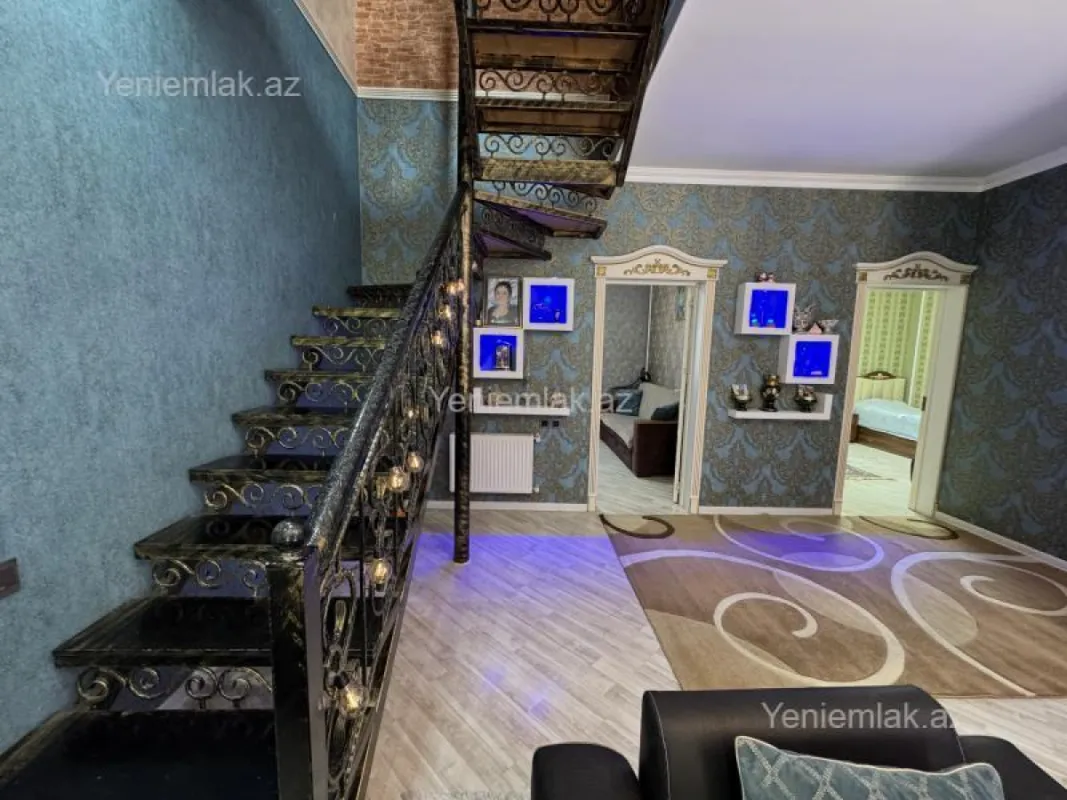 Satılır 5 otaqlı həyət evi 150 m²