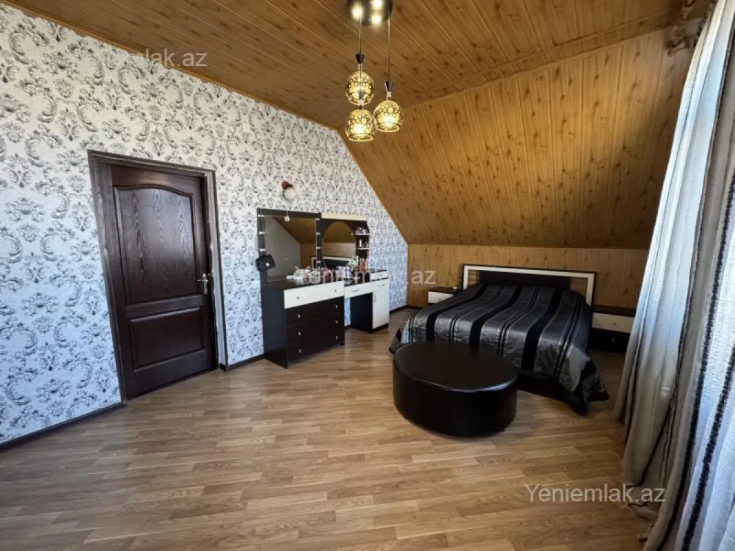 Satılır 5 otaqlı həyət evi 150 m²