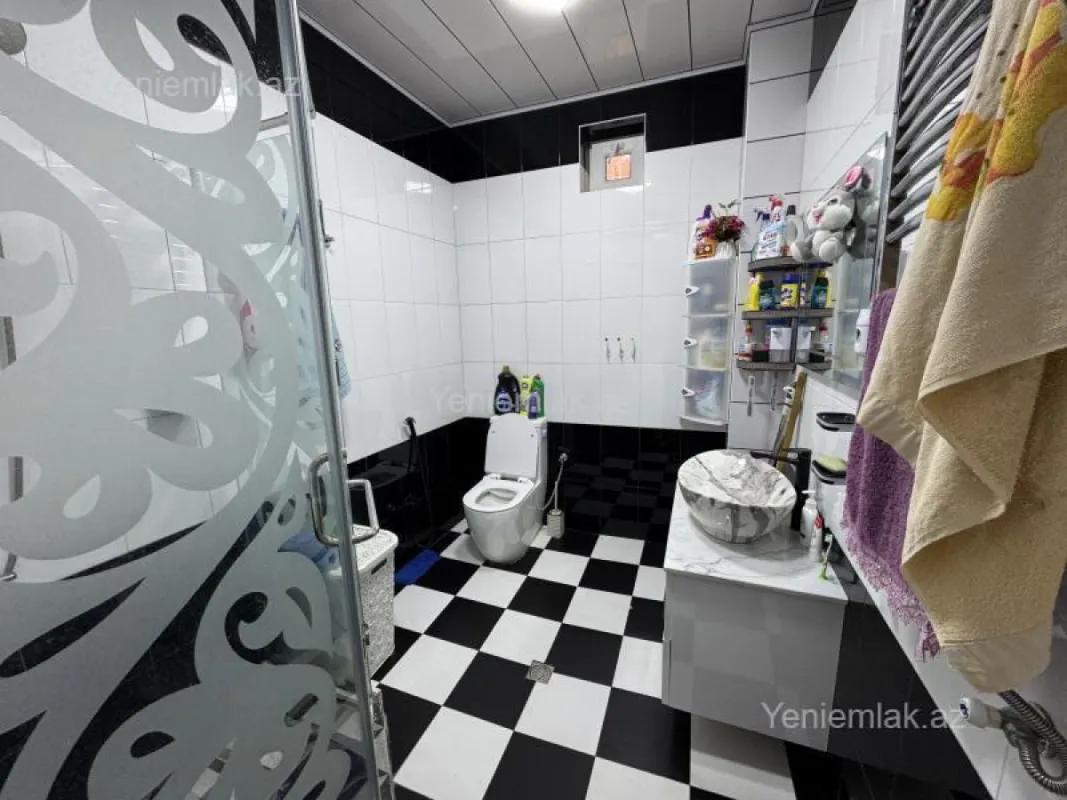 Satılır 5 otaqlı həyət evi 150 m²