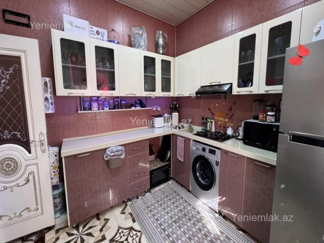 Satılır 5 otaqlı həyət evi 150 m²