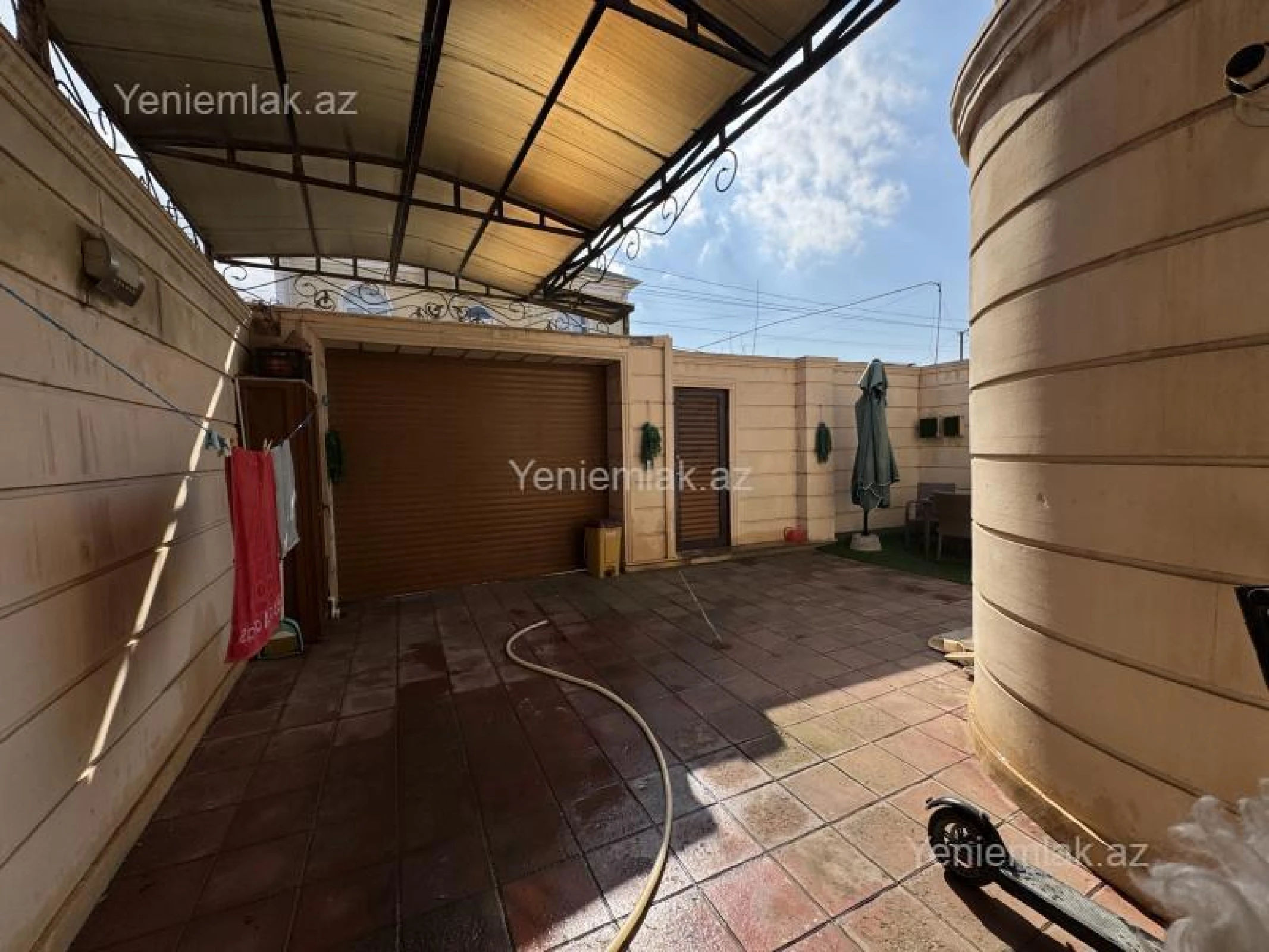 Satılır 5 otaqlı həyət evi 150 m²