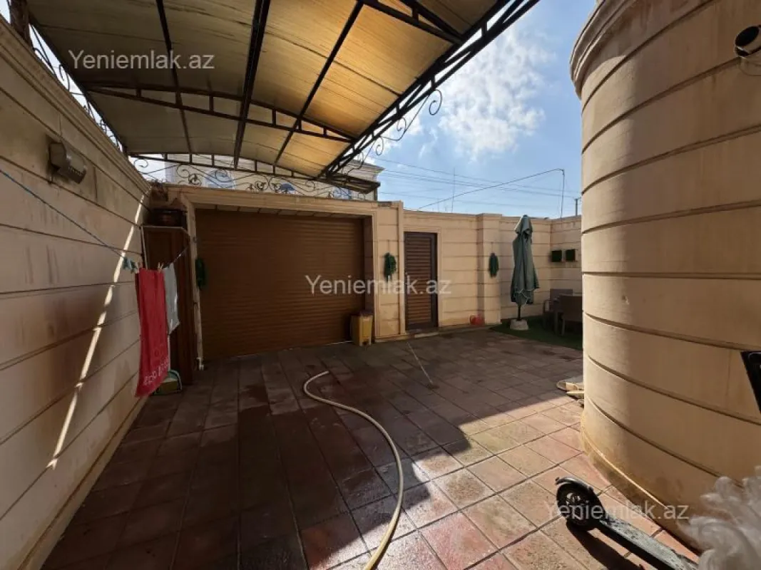 Satılır 5 otaqlı həyət evi 150 m²