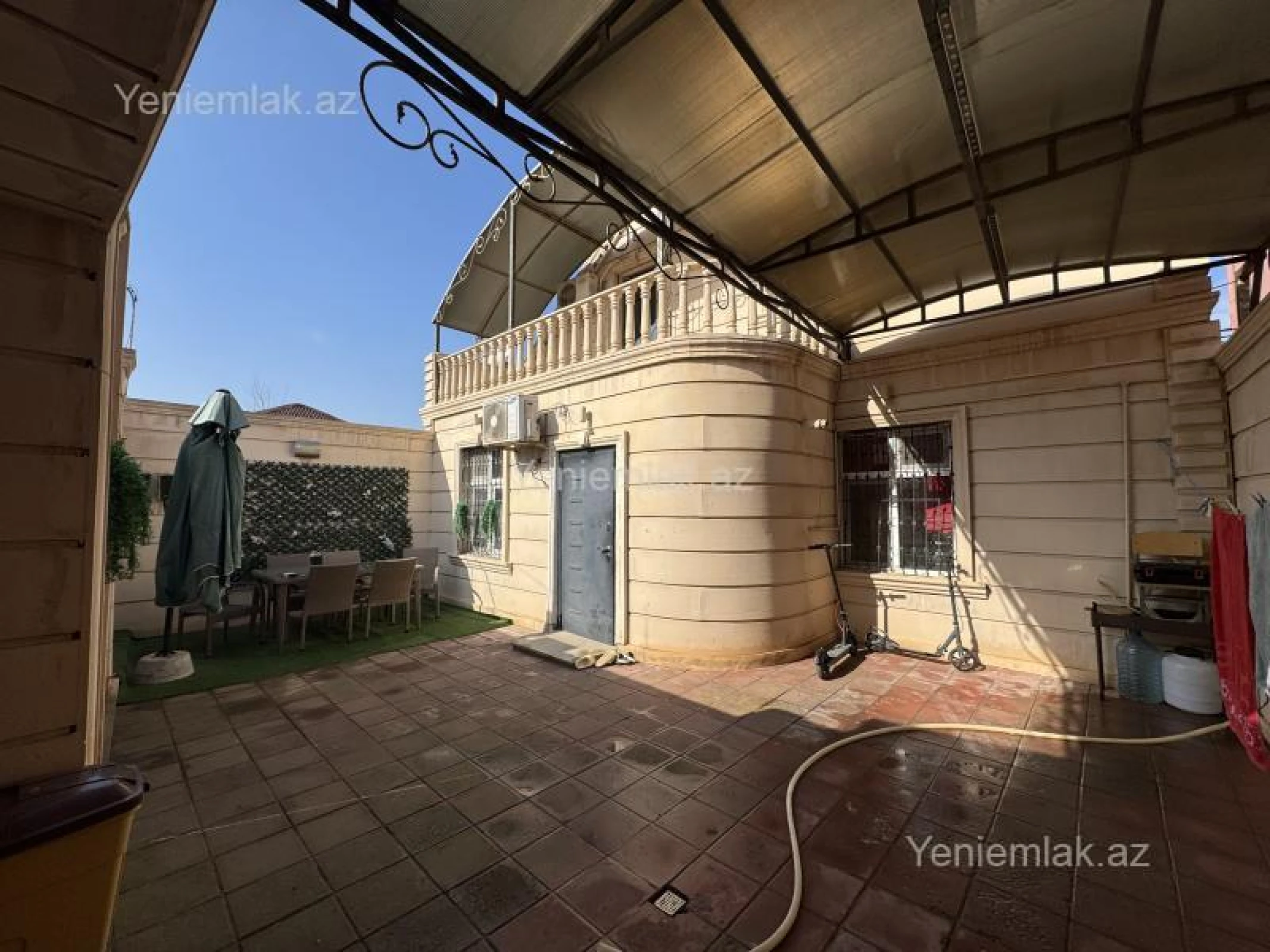 Satılır 5 otaqlı həyət evi 150 m²