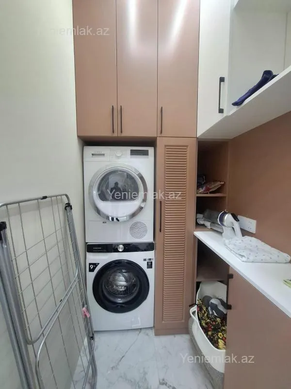 Satılır 3 otaqlı yeni tikili 140 m²