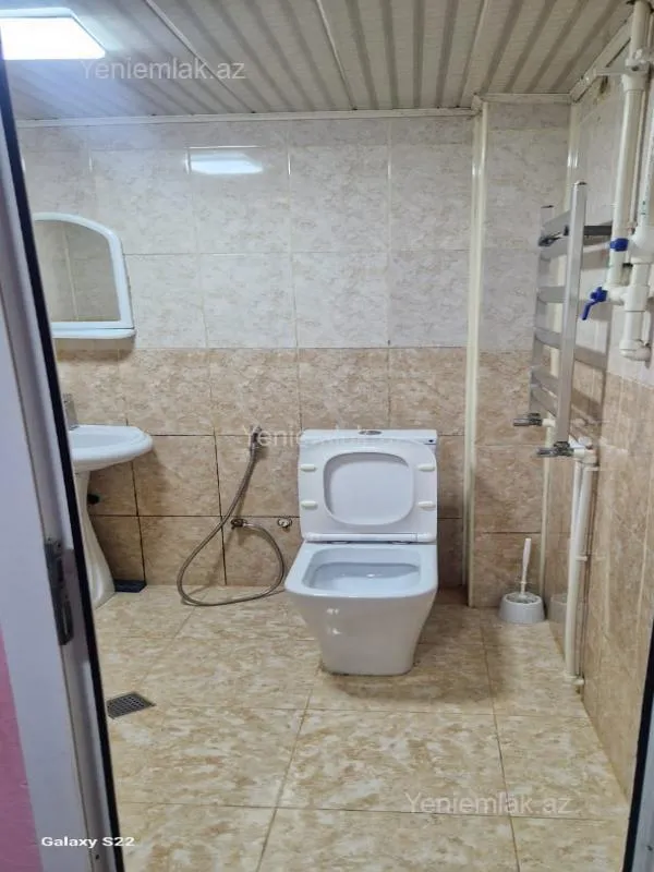 Satılır 1 otaqlı köhnə tikili 44 m²