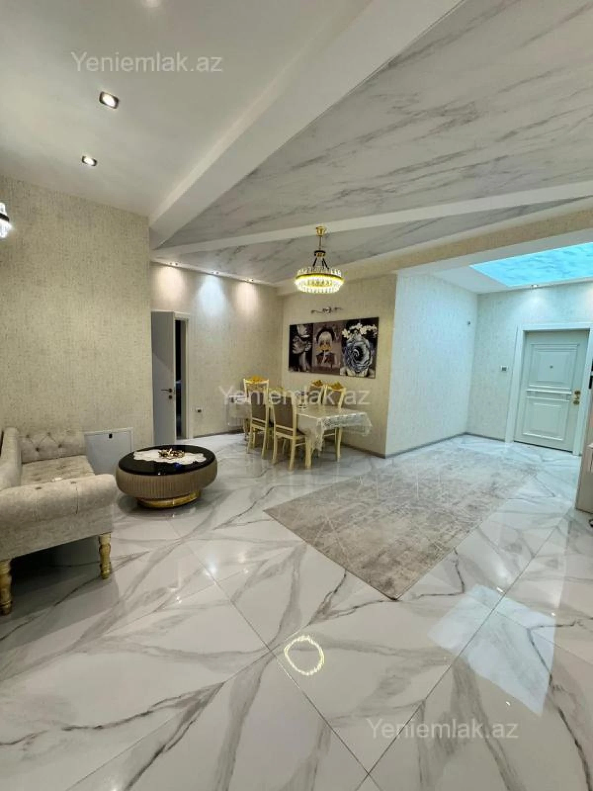 Satılır 3 otaqlı yeni tikili 127 m²