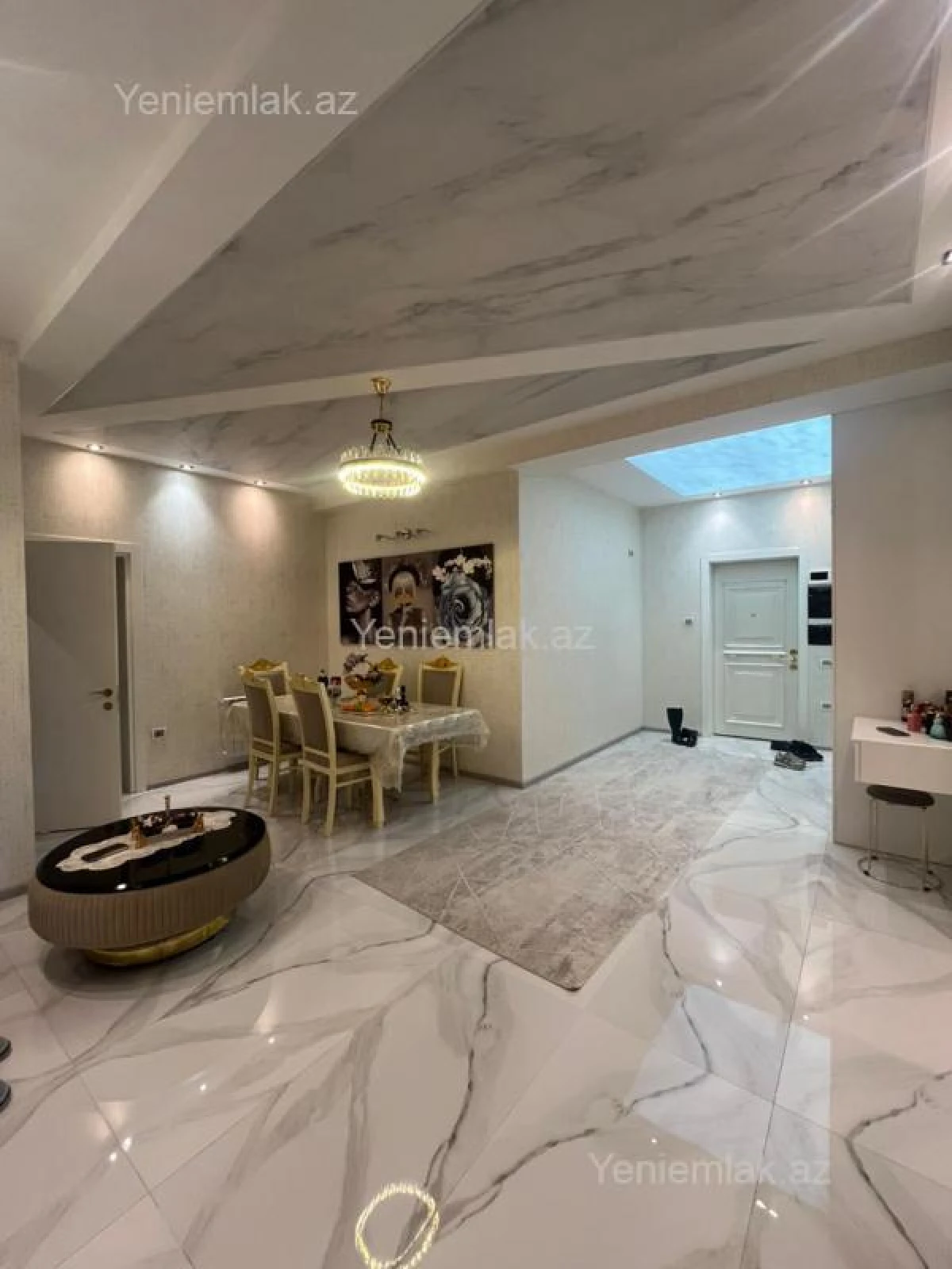 Satılır 3 otaqlı yeni tikili 127 m²
