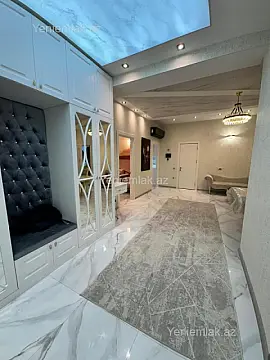 Satılır 3 otaqlı yeni tikili 127 m²