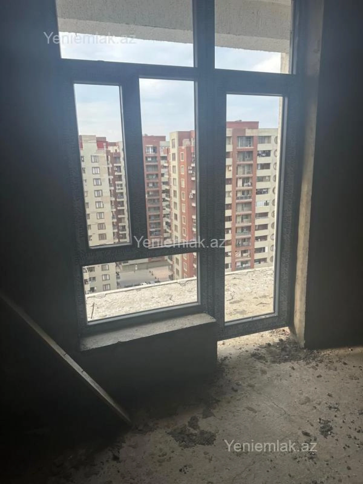 Satılır 3 otaqlı yeni tikili 143 m²