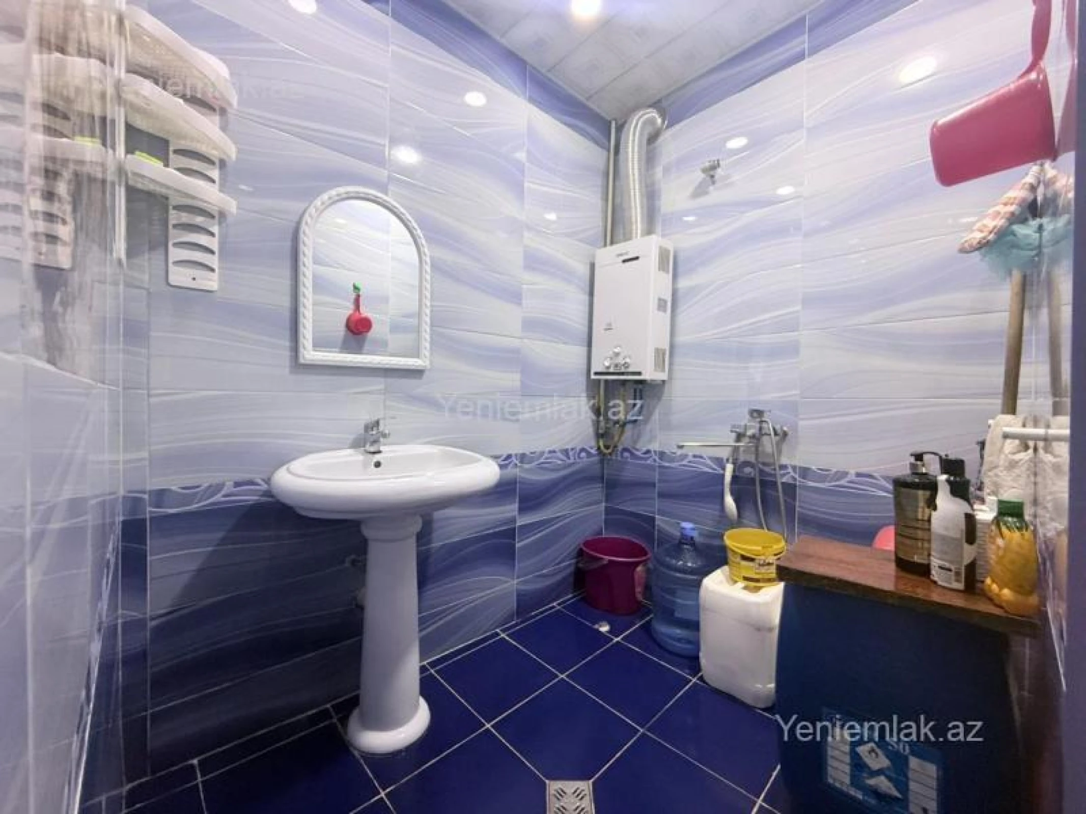 Satılır 3 otaqlı köhnə tikili 76 m²