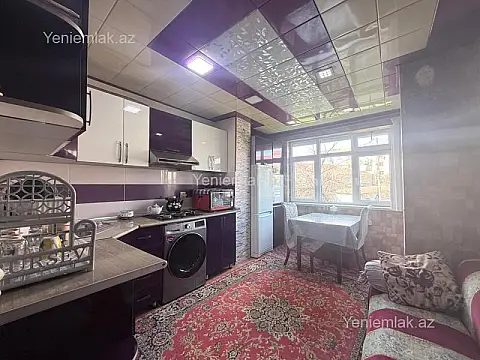 Satılır 3 otaqlı köhnə tikili 76 m²