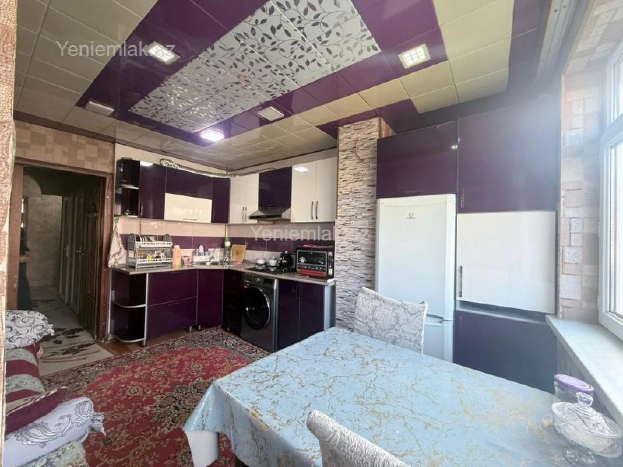 Satılır 3 otaqlı köhnə tikili 76 m²