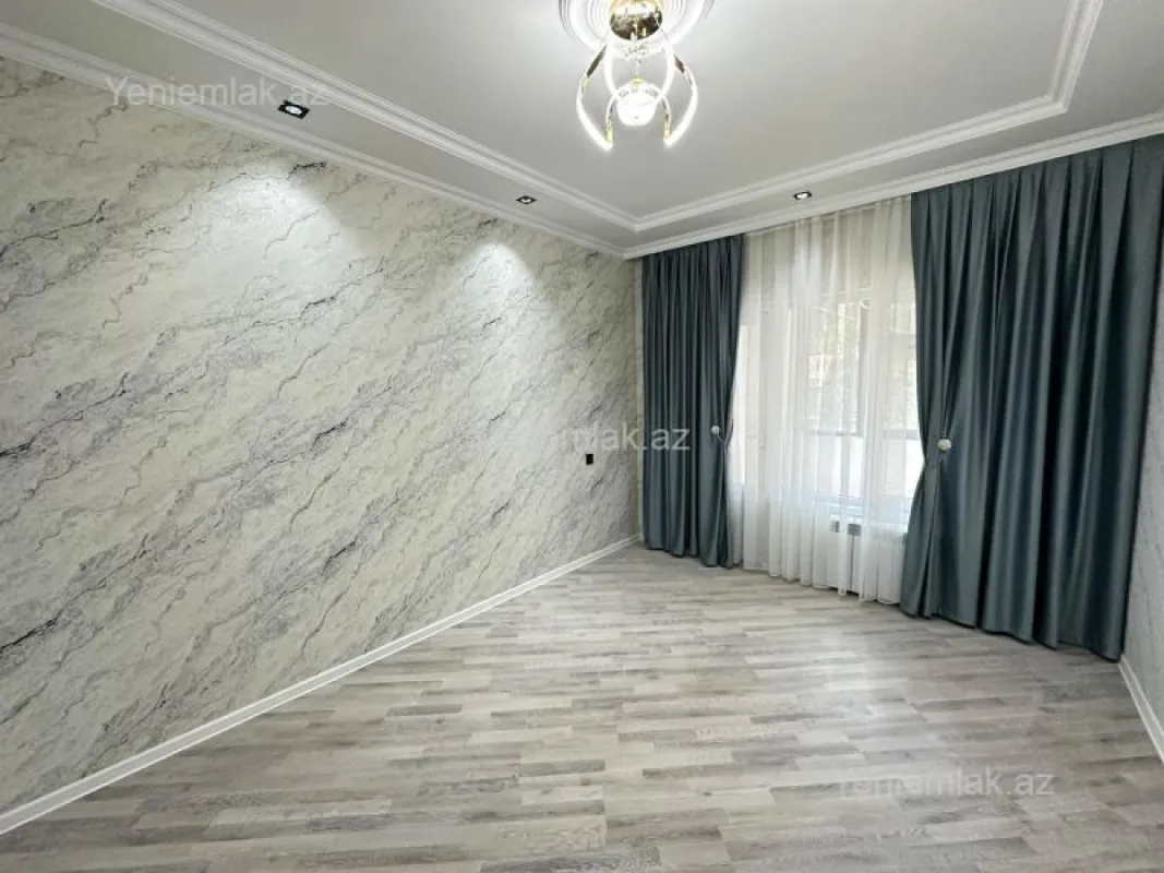 Satılır 2 otaqlı köhnə tikili 65 m²