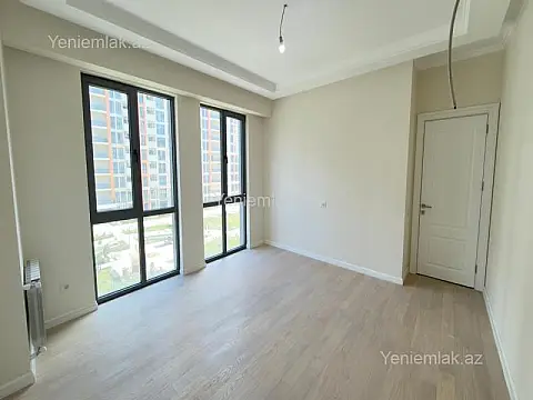 Satılır 3 otaqlı yeni tikili 83 m²
