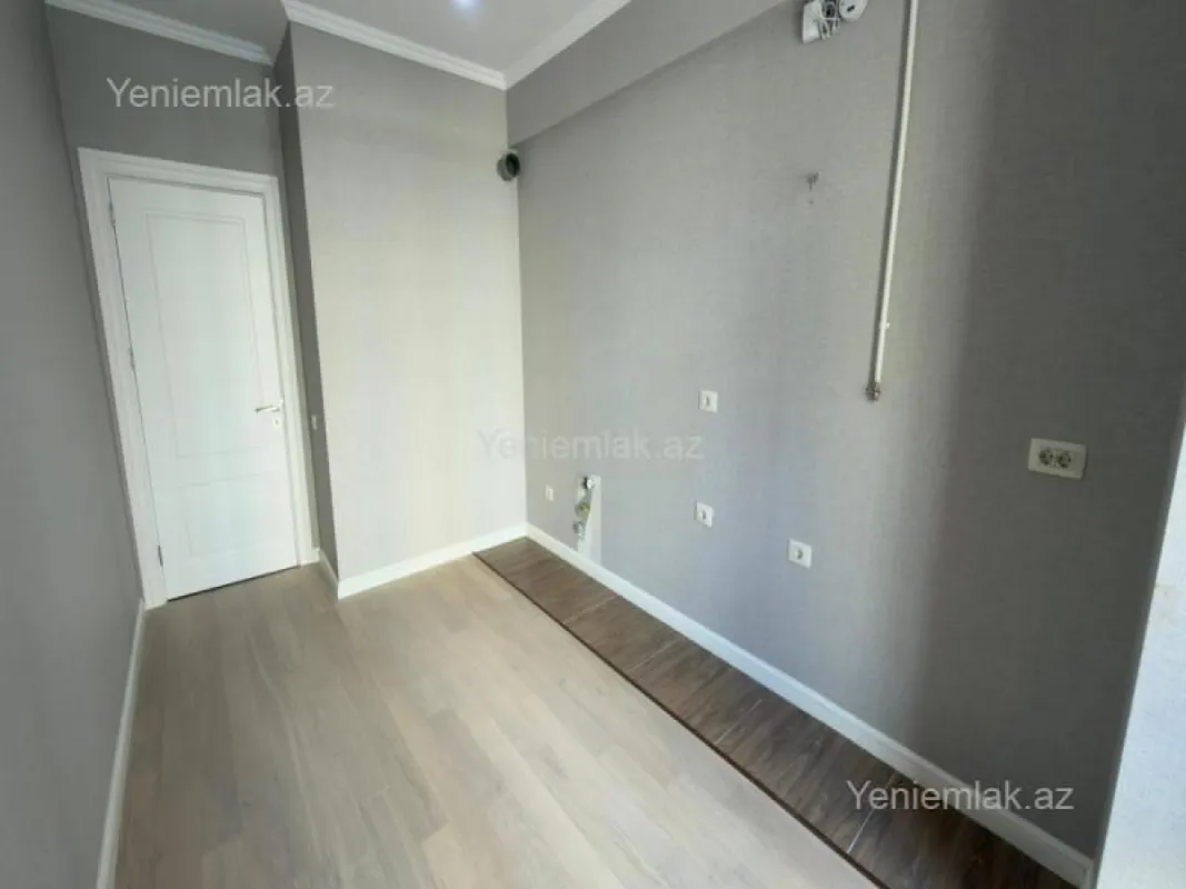 Satılır 3 otaqlı yeni tikili 83 m²