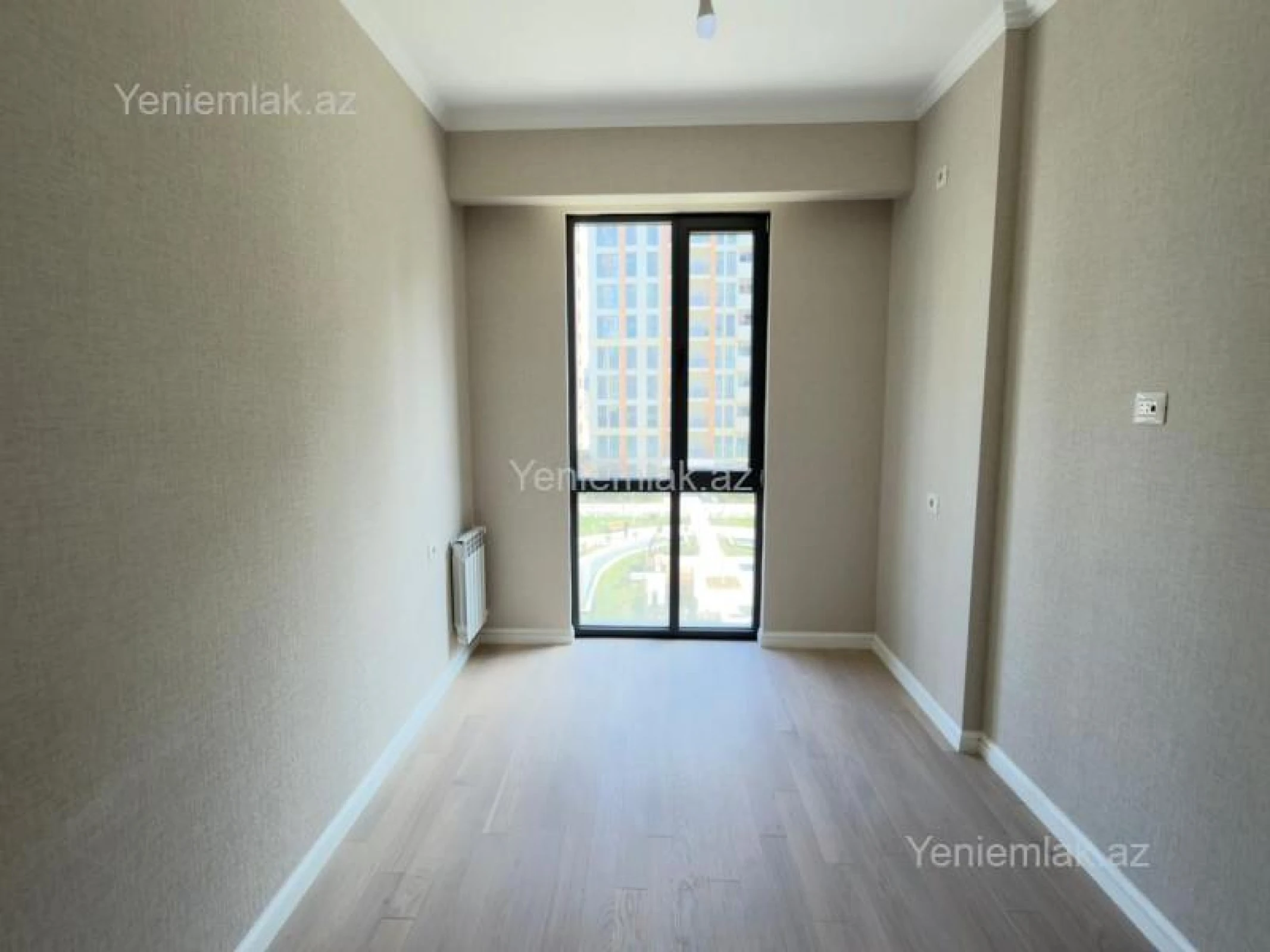 Satılır 3 otaqlı yeni tikili 83 m²