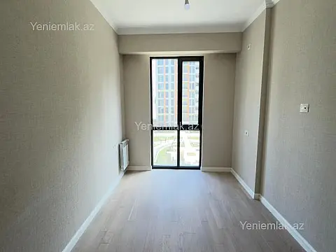 Satılır 3 otaqlı yeni tikili 83 m²