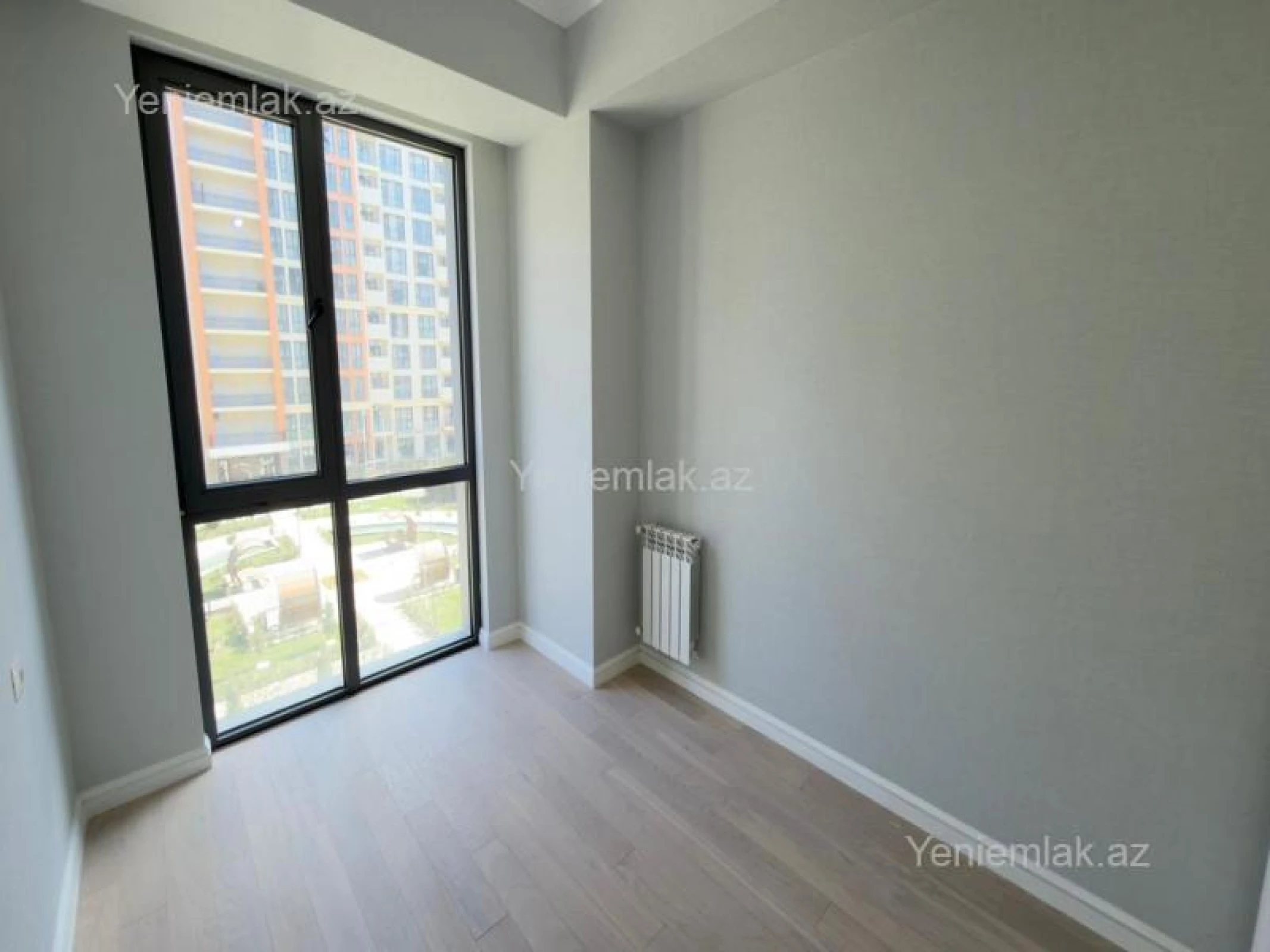 Satılır 3 otaqlı yeni tikili 83 m²