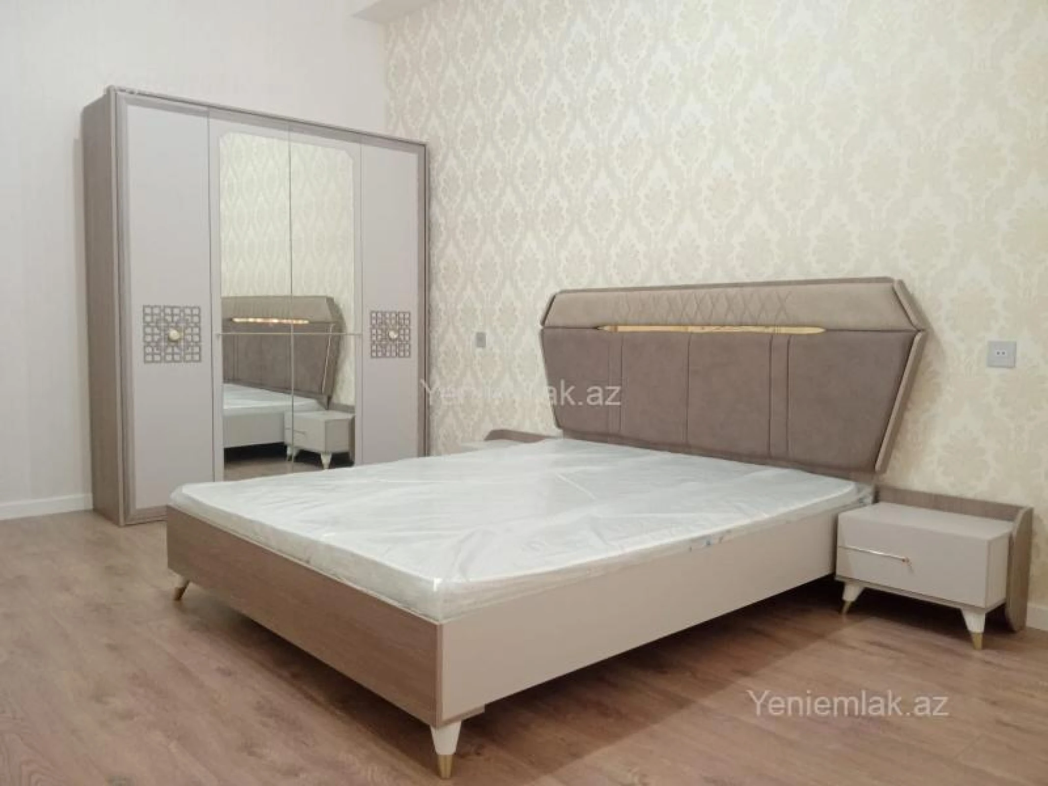Satılır 3 otaqlı yeni tikili 82 m²