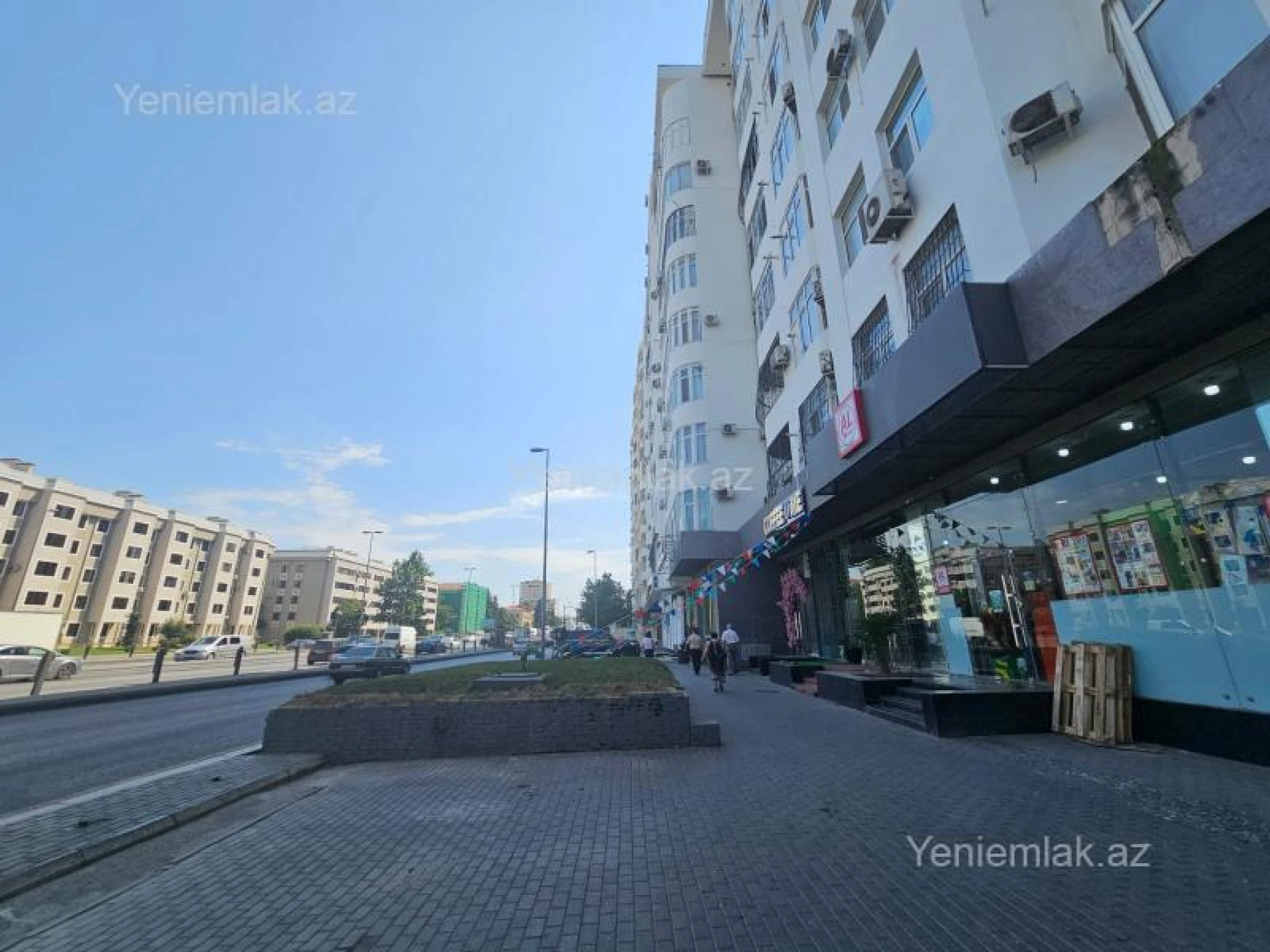 Satılır 1 otaqlı obyekt 167 m²